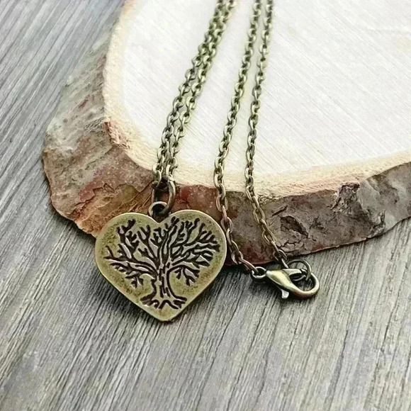 Tree of life necklace quirky heart jewelry - Picture 3 of 10